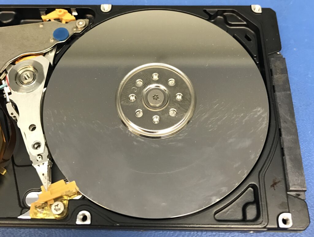 data-savers-data-recovery-contaminated-platter